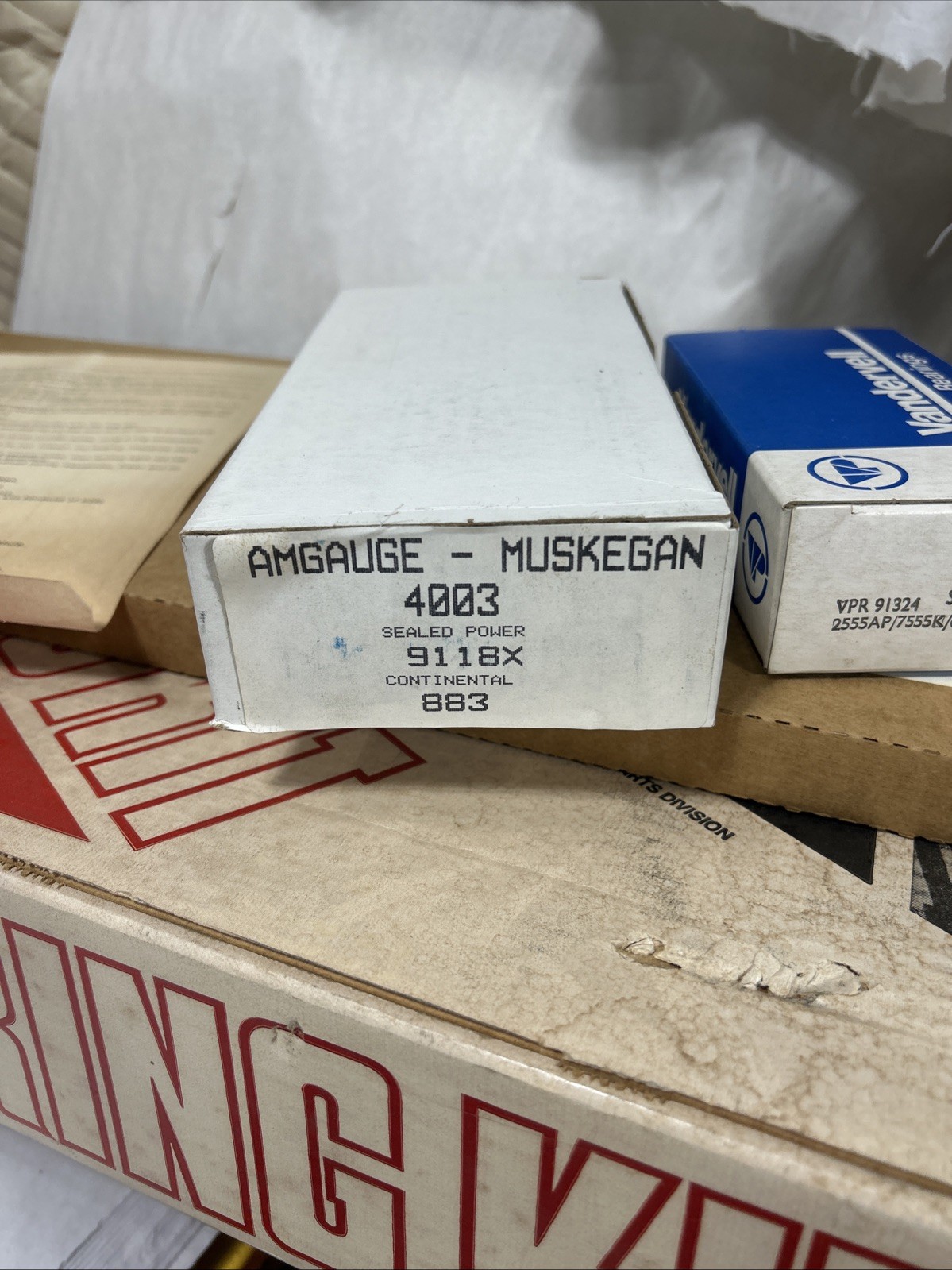 Vintage Chevy Re-Ring Kit For 1967-73 307 V8. NOS