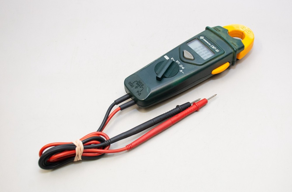 (MA4) GREENLEE CMT-60 Clamp-On Automatic Electrical Tester