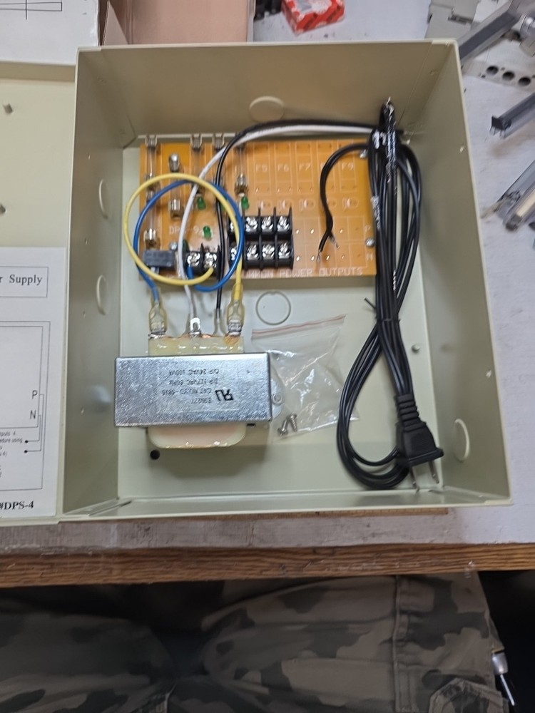 MG Electronics DPS-4 Camera 24VAC Distributed Power Supply NEW IN BOX