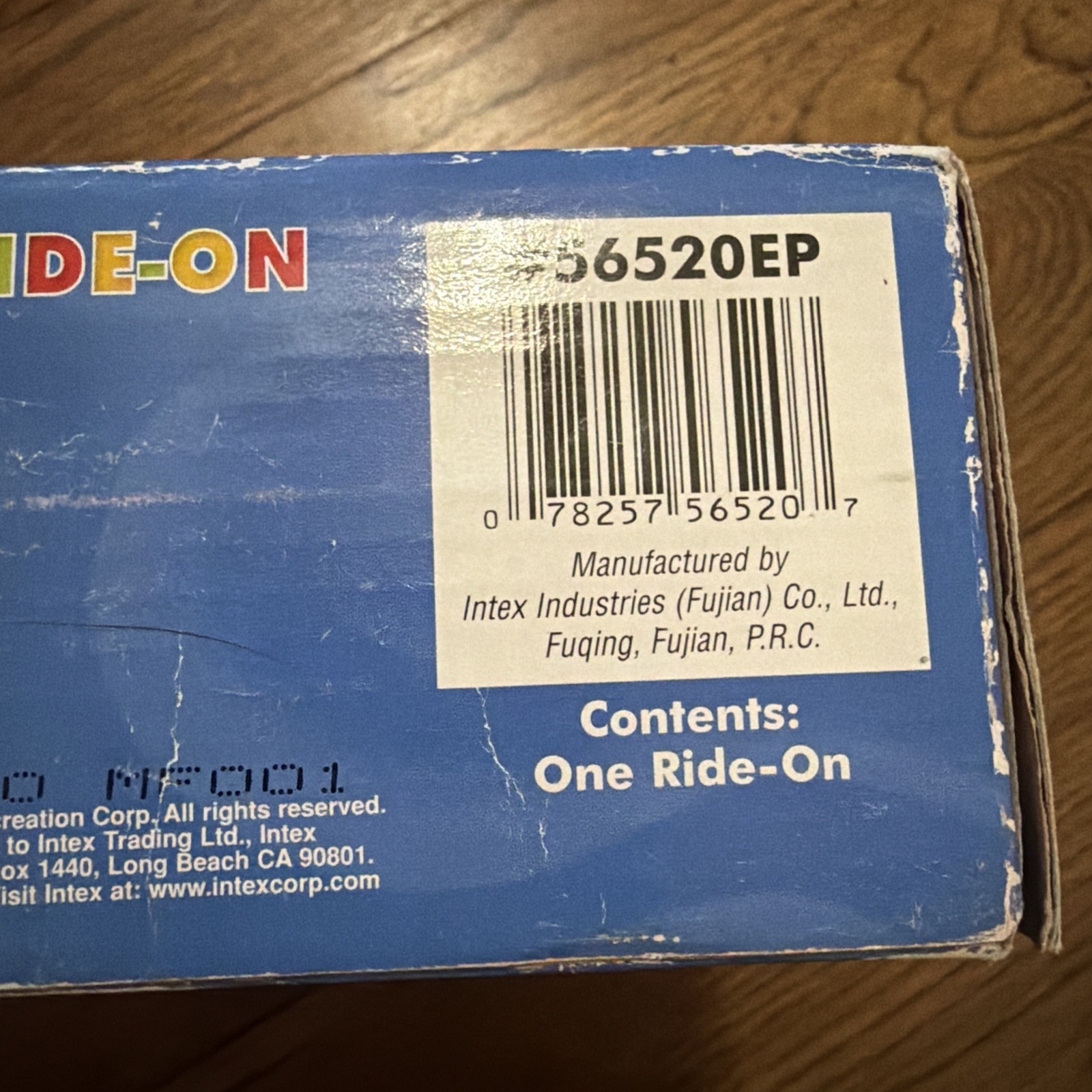 The Wet Set Grinning Gator Ride On Float -67x17” Never Opened - Vintage 2009