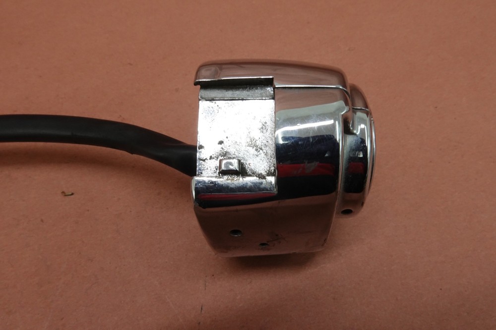 2000-2005 Harley Dyna Super Glide FXD Left Headlight Bar Switch