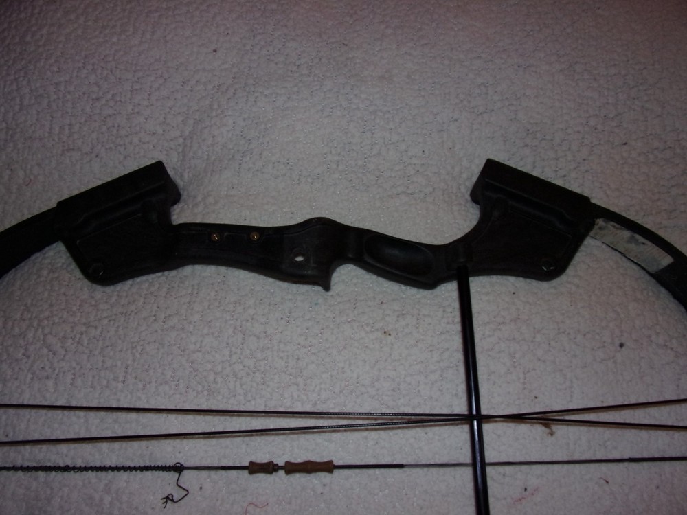 Seneca Youth Compound Bow