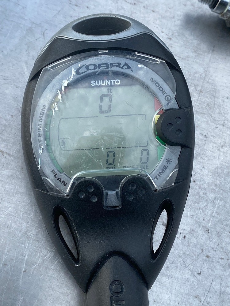 Suunto Cobra dive computer, proven working, HP hose