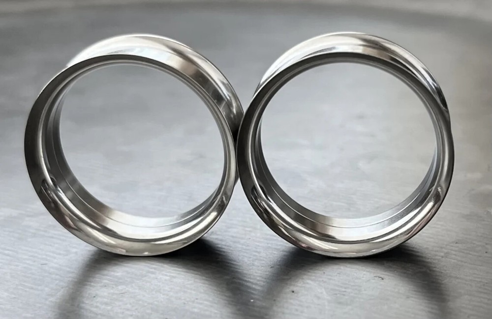 PAIR Solid Surgical Steel Internally Threaded Tunnels Plugs Earlets Gauges