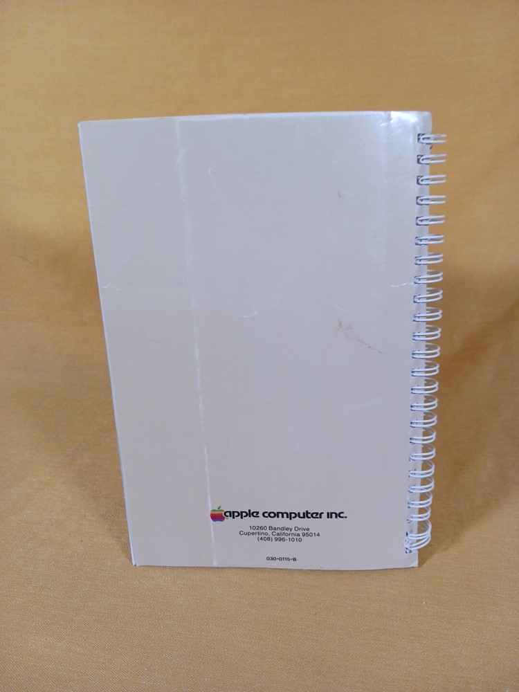Vintage Apple II DOS Manual Disk Operating System 1981