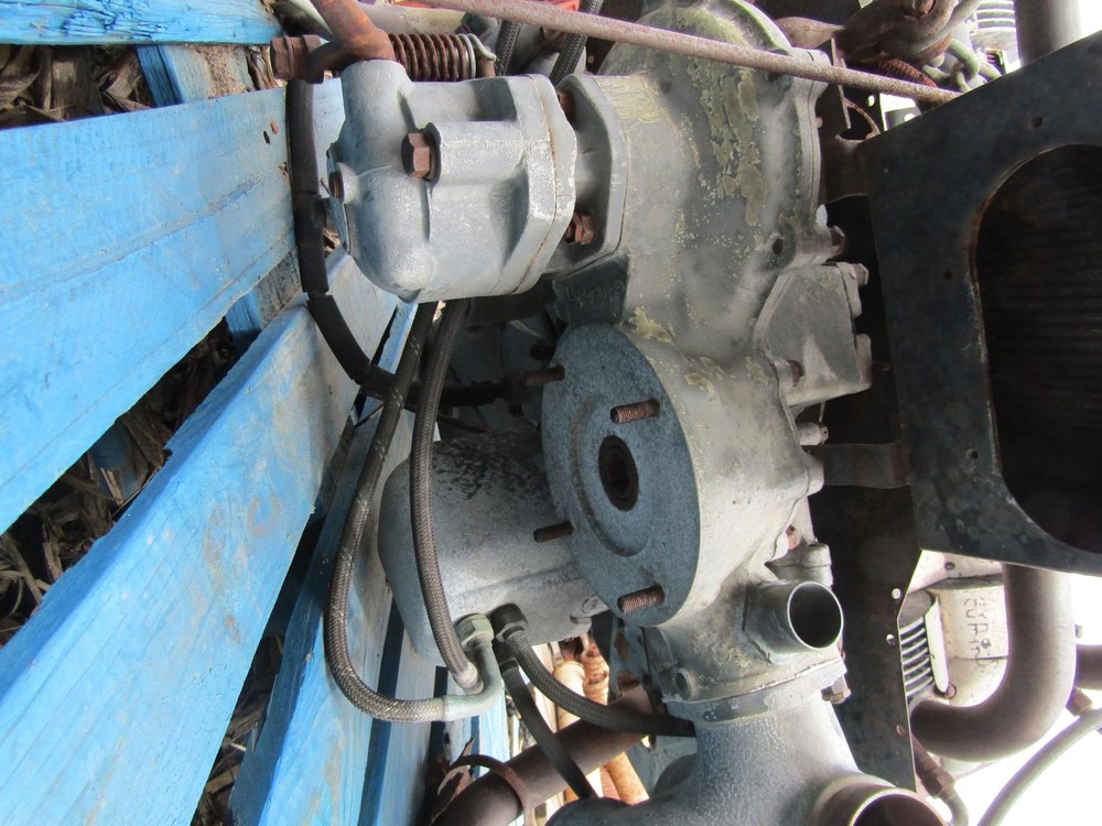 CONTINENTAL AIRPLANE ENGINE FOR PARTS