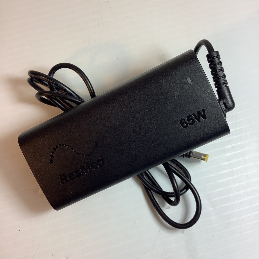 GENUINE ResMed Model: 390000 65W AC Adapter