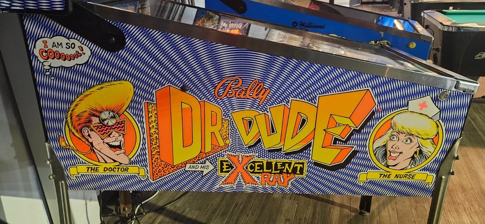 DR. DUDE Pinball Machine - Bally 1990 - 2477