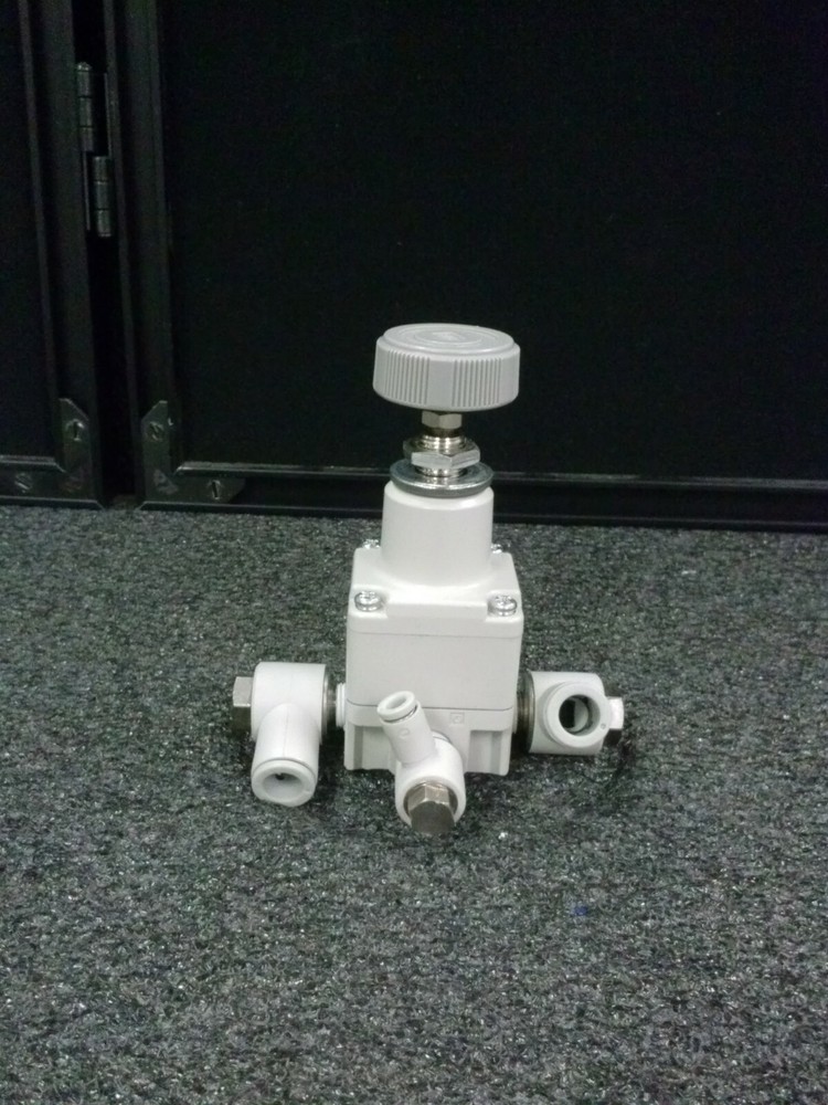 SMC IR1010-01 Precision Regulator