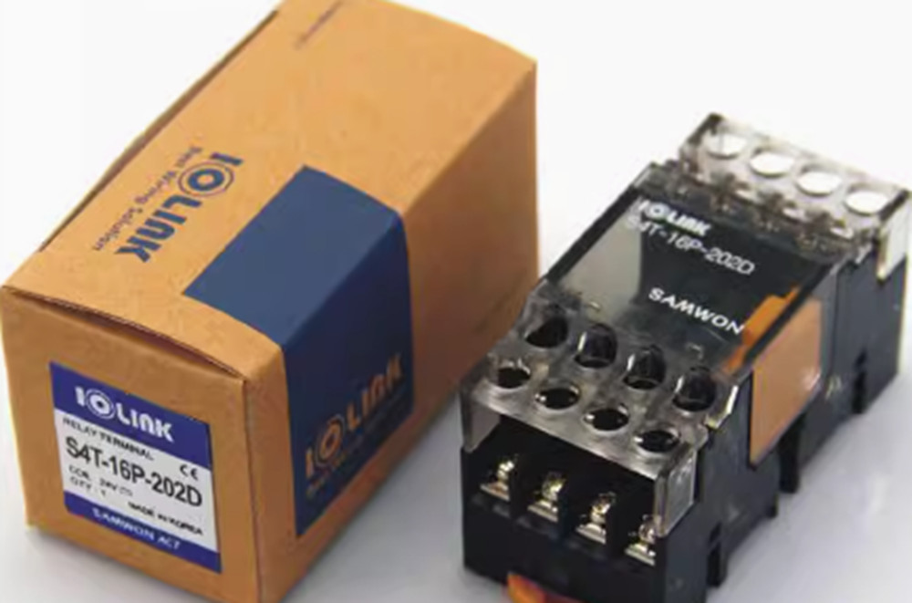 New SAMWON S4T-16P-202D Solid State Relay Module 24VDC