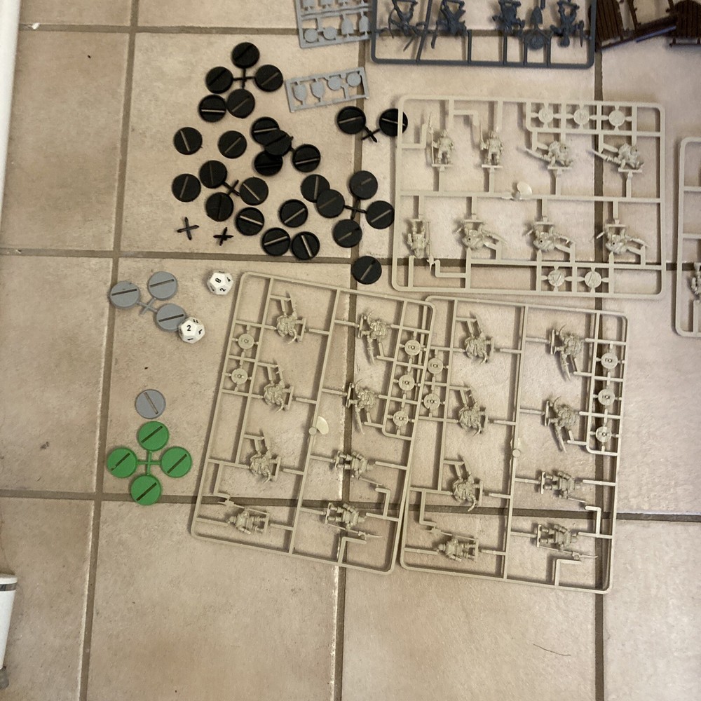 Advanced Heroquest Boardgame RPG Games Workshop 1990 (Mostly Complete) READ