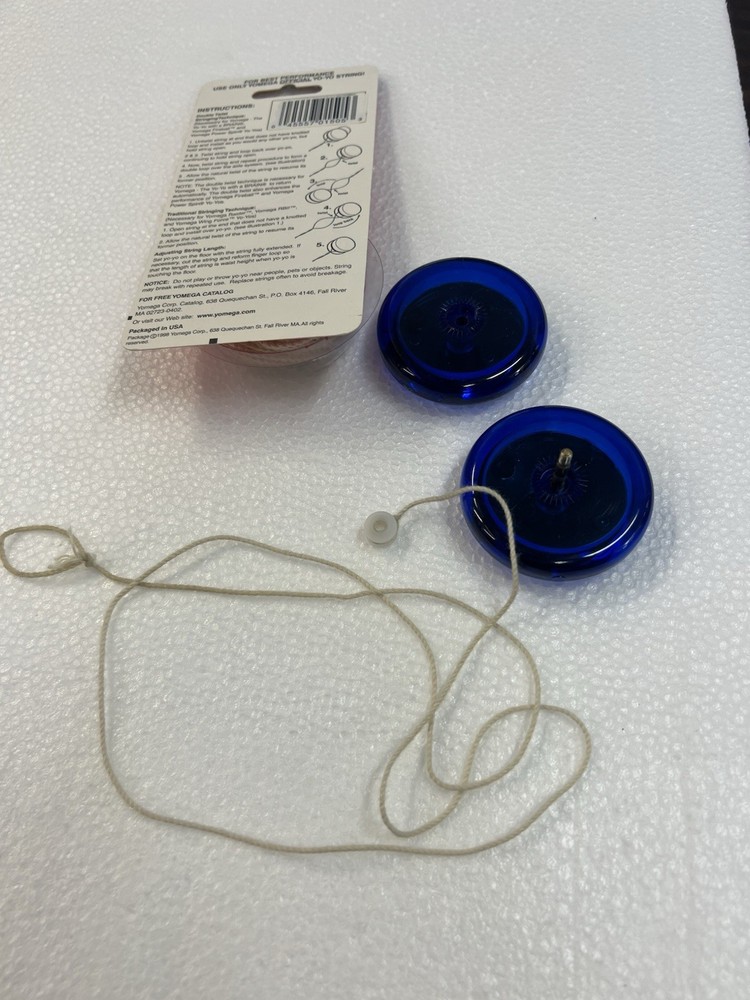 Vintage Yomega Yo-Yo Corp Fireball High Performance Blue REPLACEMENT STRING NOS