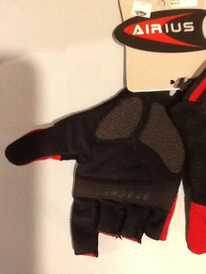 BICYCLE GLOVES 2 X SMALL. RED NEW