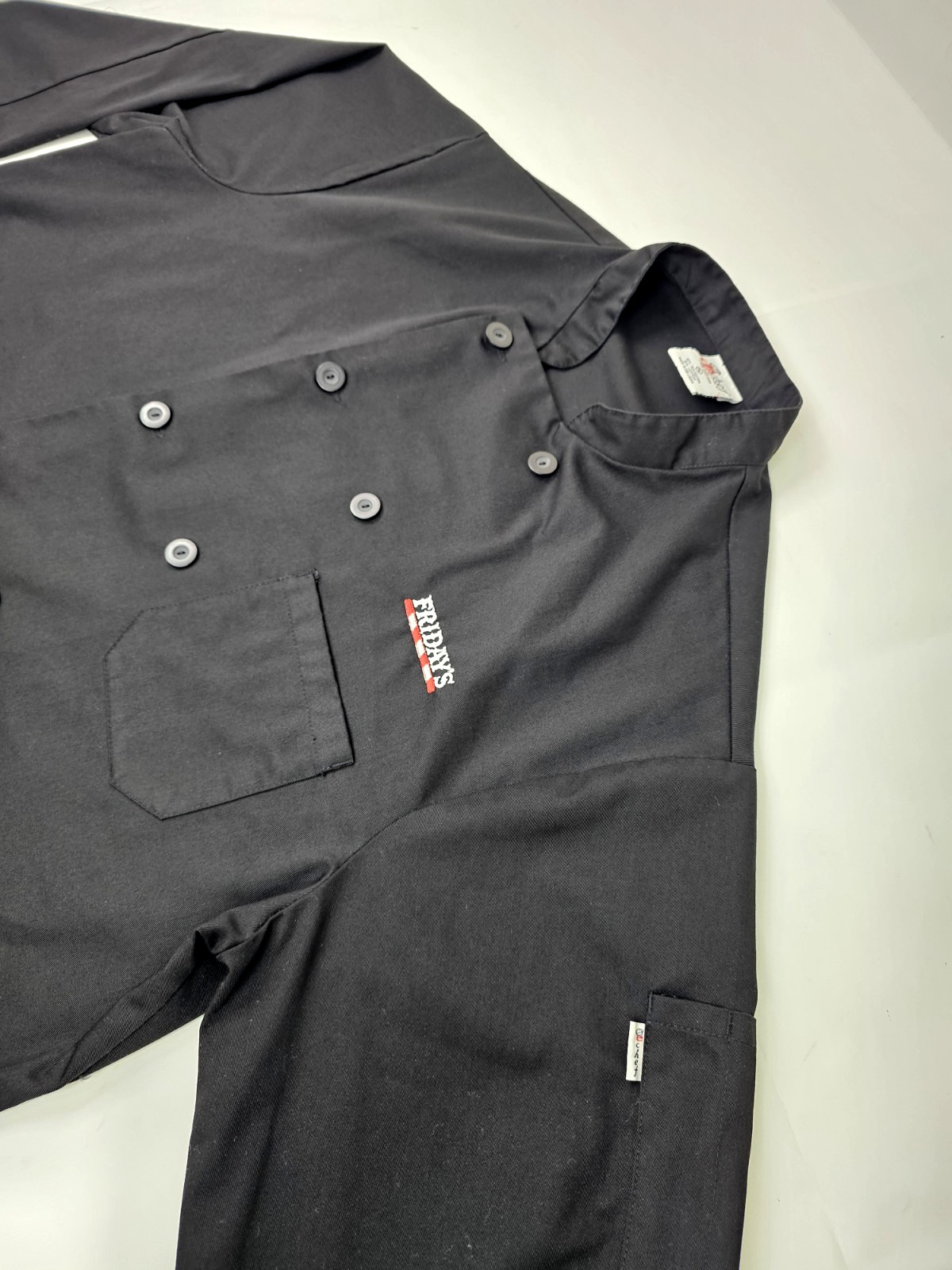 Pinnacle Chef Trends Double Breasted Black Cook Jacket Size L, Fridays Logo EUC