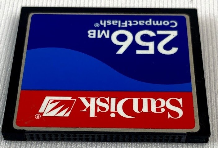 Sandisk SDCFJ-256 CompactFlash Card