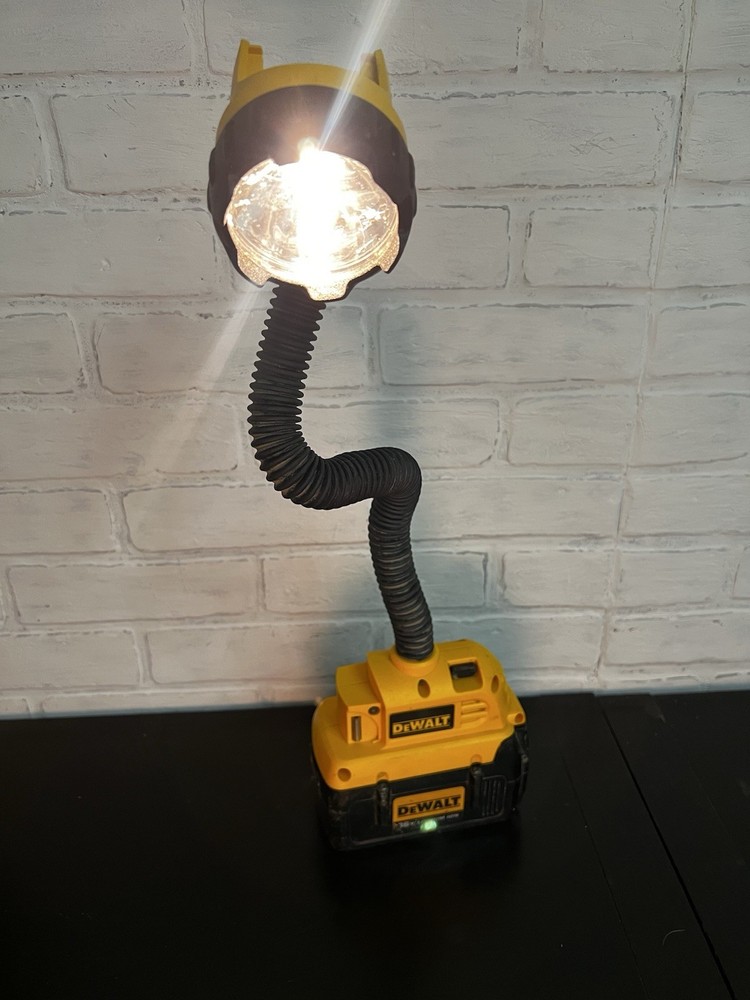 DeWalt DC509 36V Cordless Work Light Tested Works Tool Only