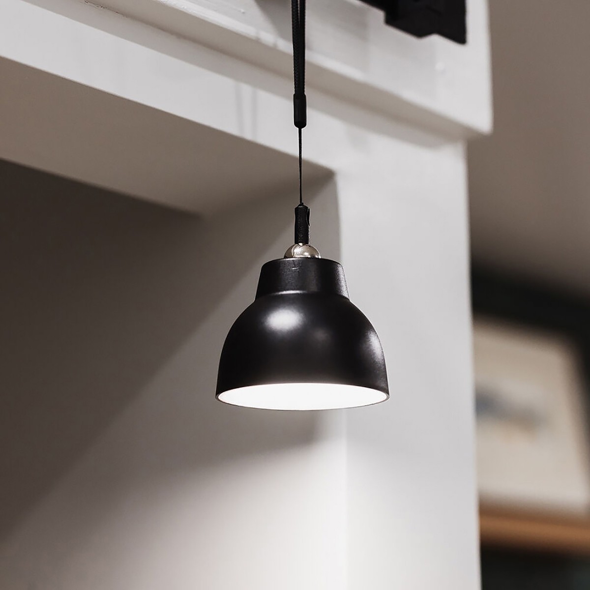 Lume Cube Magnetic LED Reading Lamp, Black