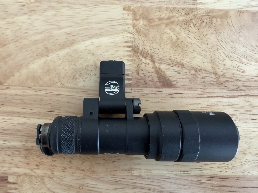 Replica SF M340 Weapon Mounted Light + Hot Button Switch