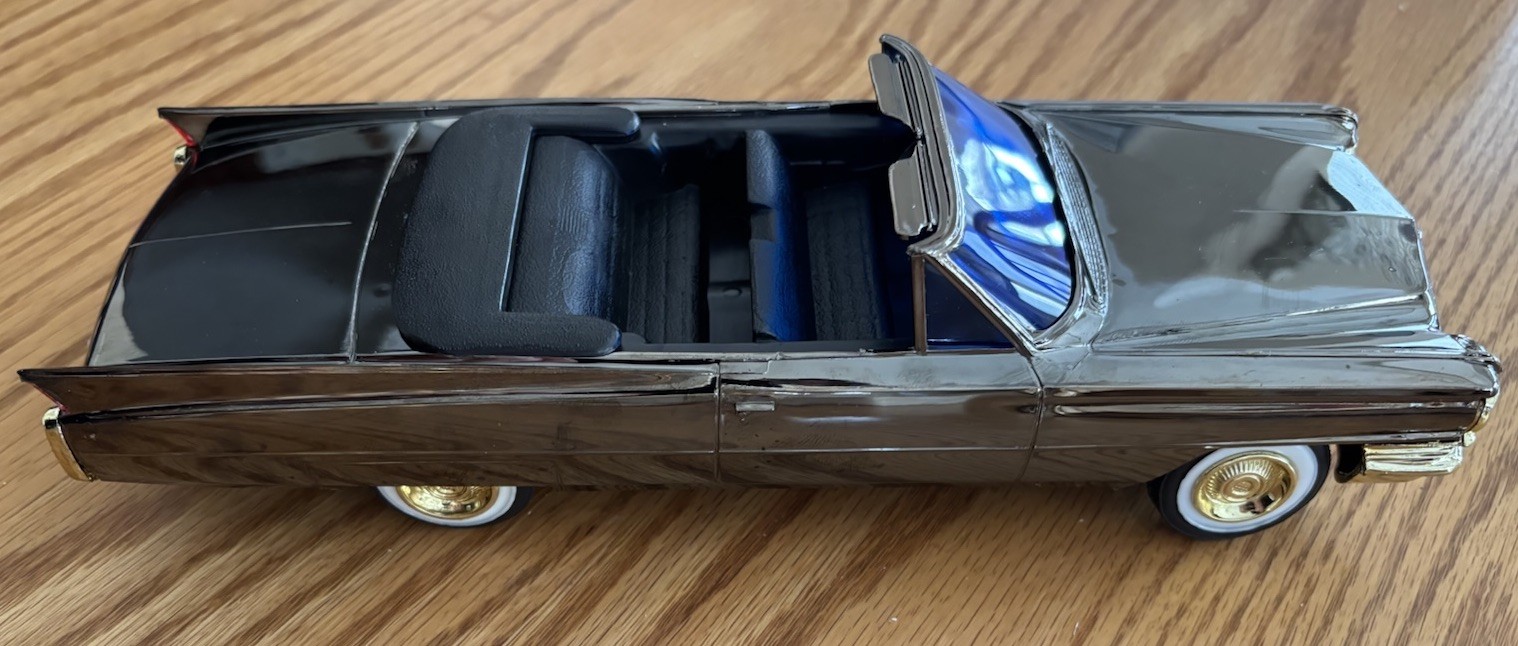 Vintage KY Super Quality 1963 Cadillac Convertible Model CAD-1 AM Radio - Works
