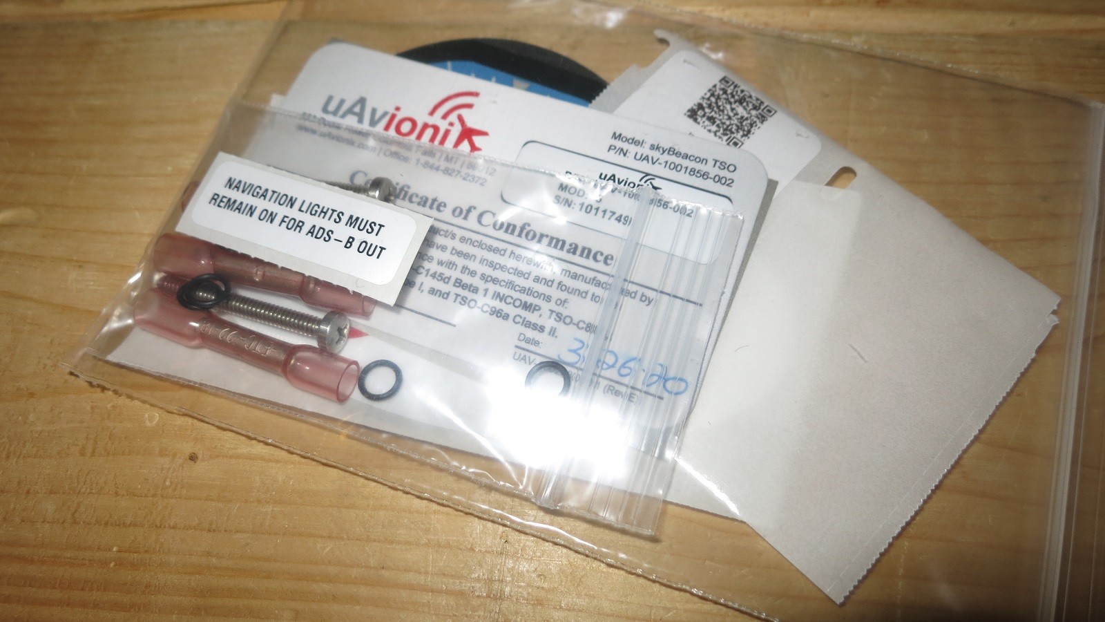 uAvionix skyBeacon ADS-B