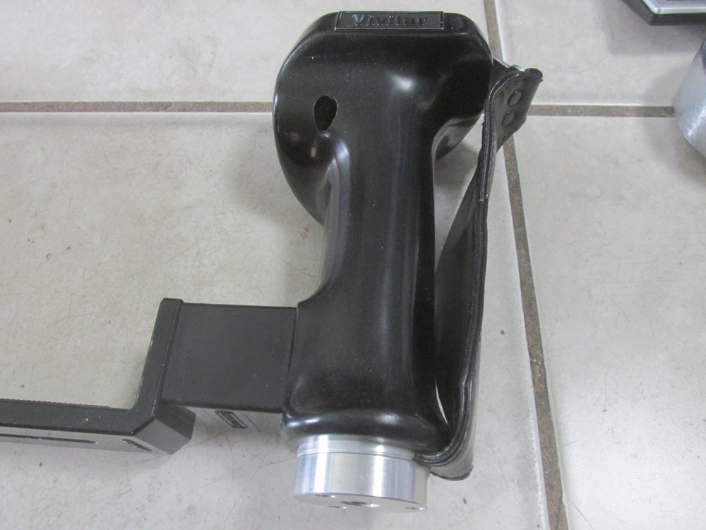 Vivitar PG-1 Left Hand Flash Camera Grip w/ Bracket