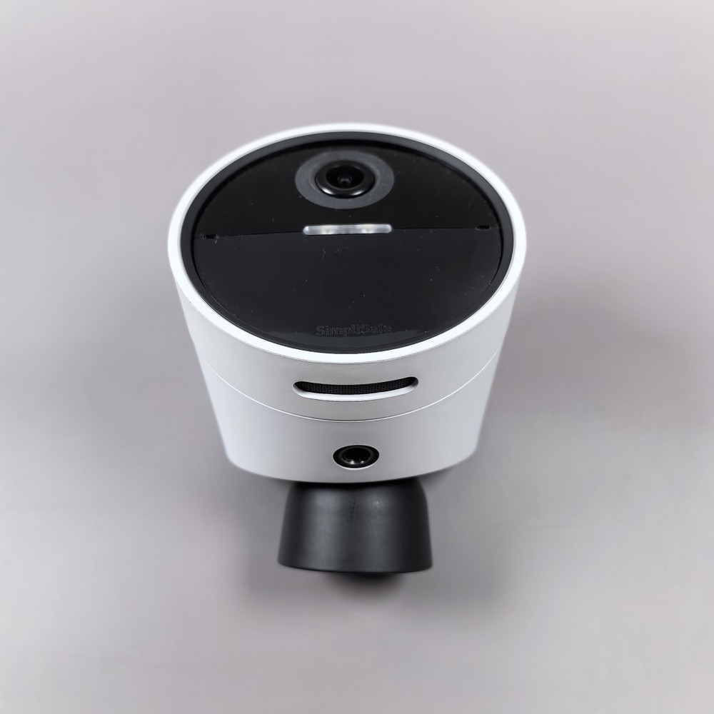 SimpliSafe Wireless Outdoor Security Camera 1080p Motion CMOB1 2-Way Audio