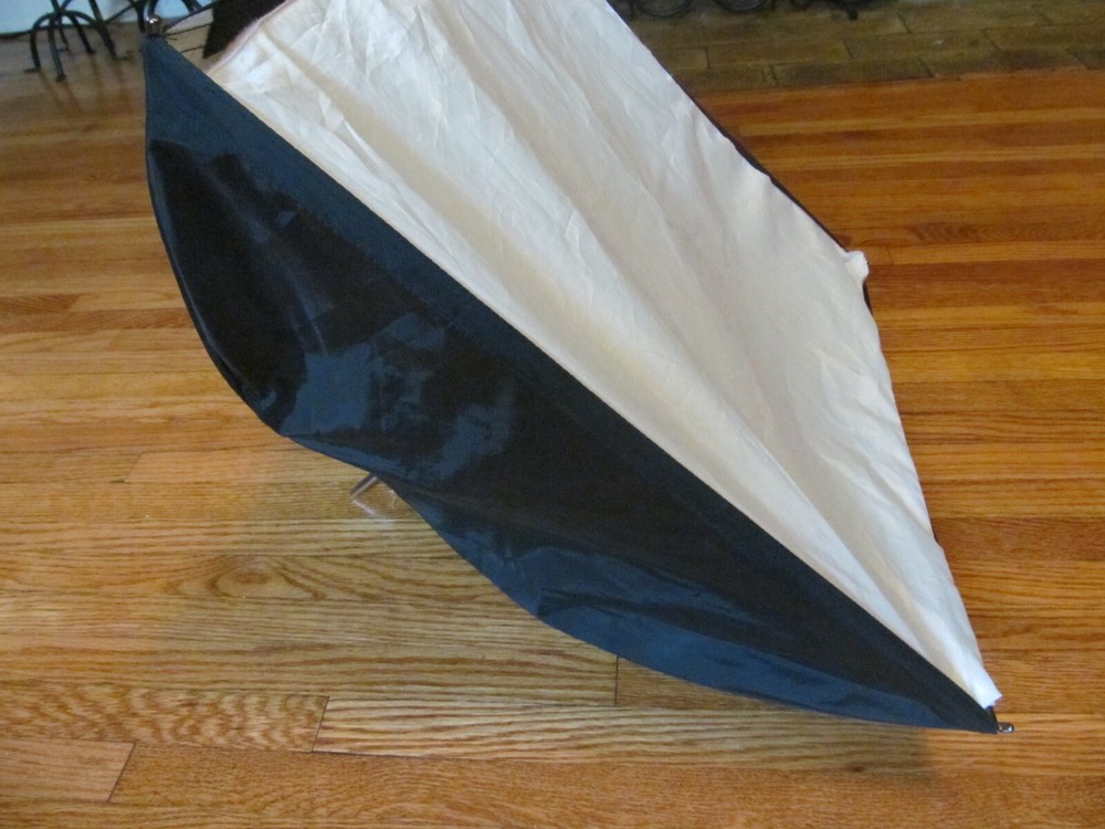 WESTCOTT / APOLLO MINI LIGHT MODIFIER / SOFTBOX - 18" X 18"