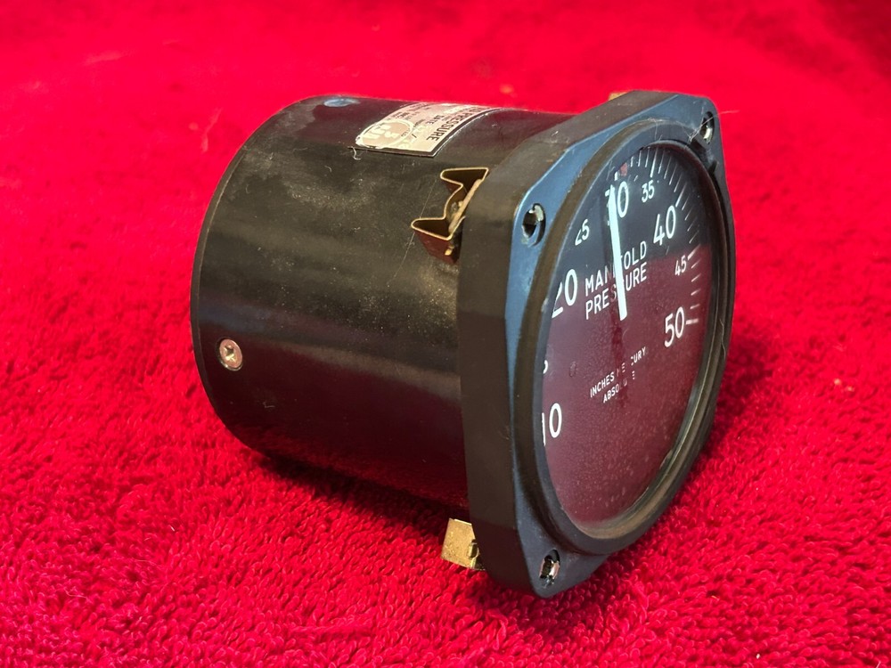 UNITED INSTRUMENTS MANIFOLD PRESSURE INDICATOR P/N 6111 CODE D.16
