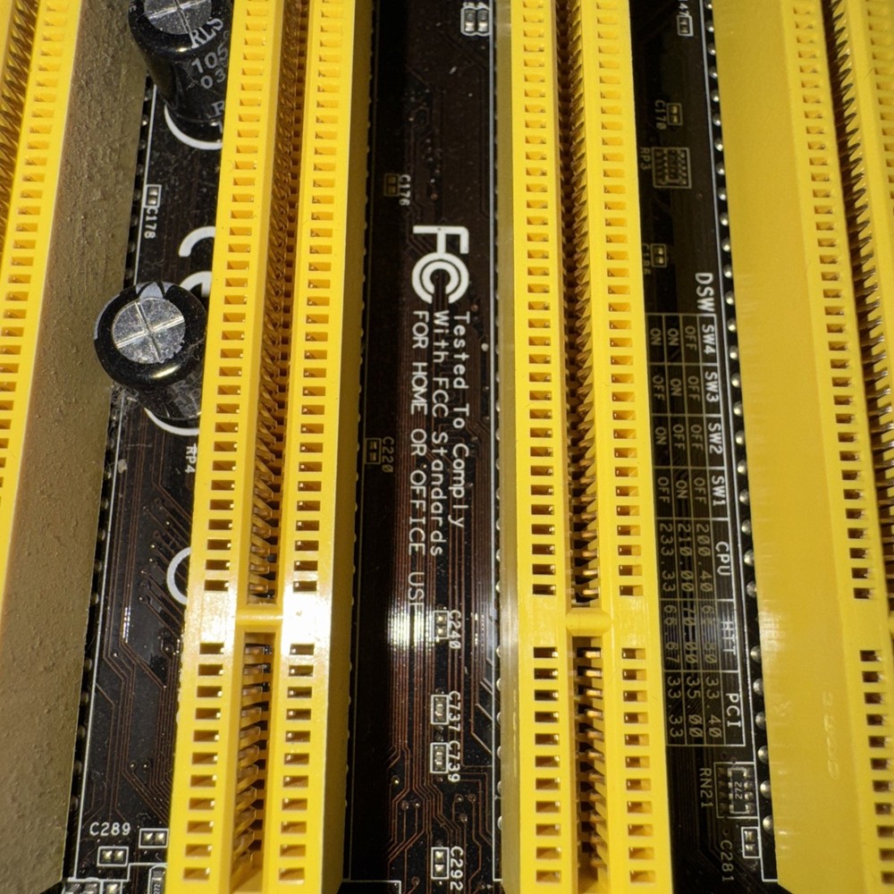 Asus K8V Deluxe socket As Pictured