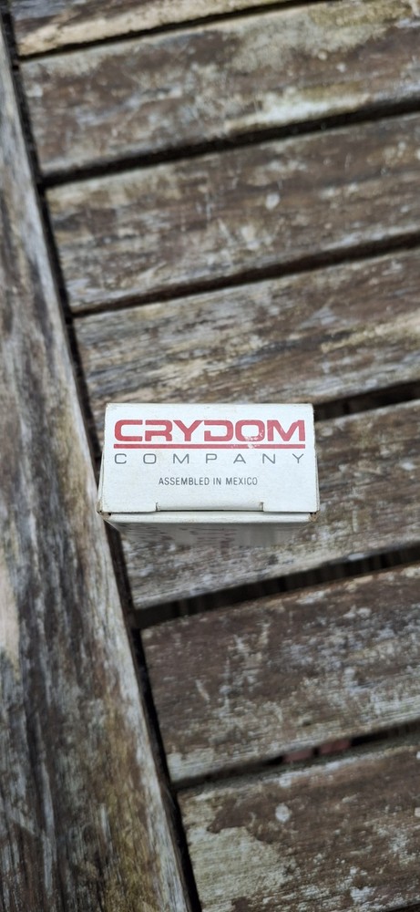 Crydom D1210 Solid State Relay New