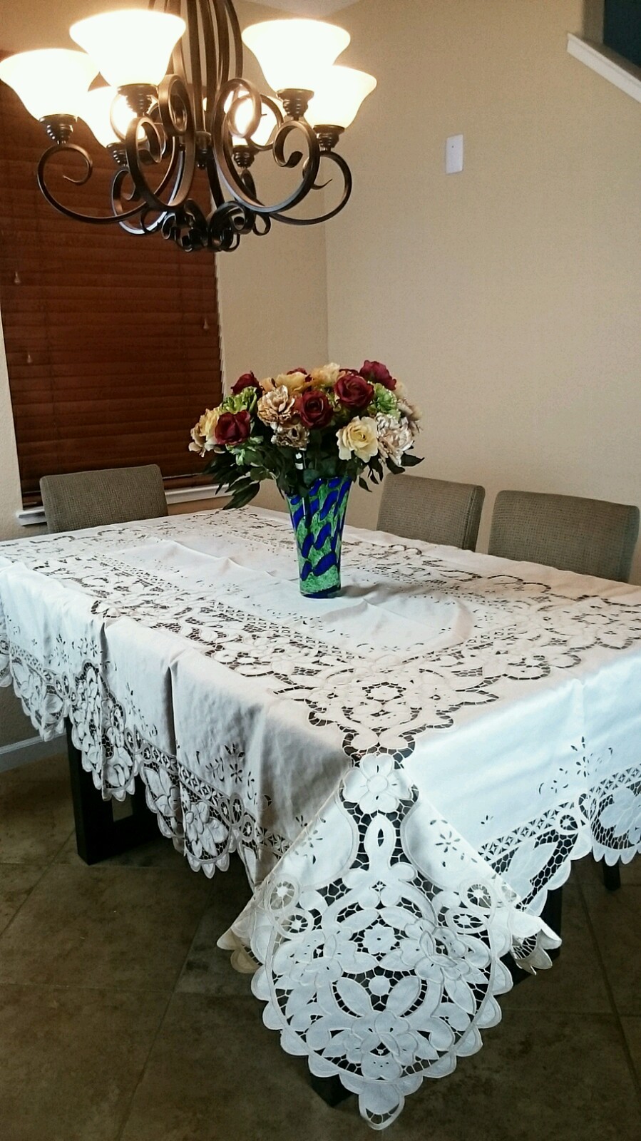 Embroidery Cutwork 72x108" Tablecloth Cotton Polyester with Napkins -Beige color