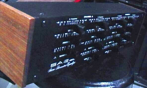 SAE 180 Parametric Equalizer with Wooden Side Panels. Uber Rare!