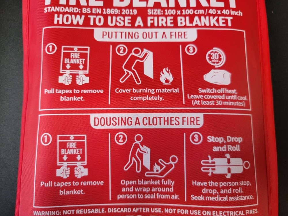 Wuerli Two Emergency Fire Blankets
