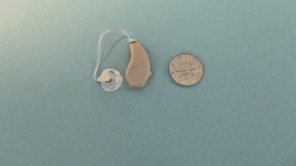 DIGITAL behind ear RIC HEARING AID WE PROGRAM 4 modes 2 mics NOISE REDUCTION