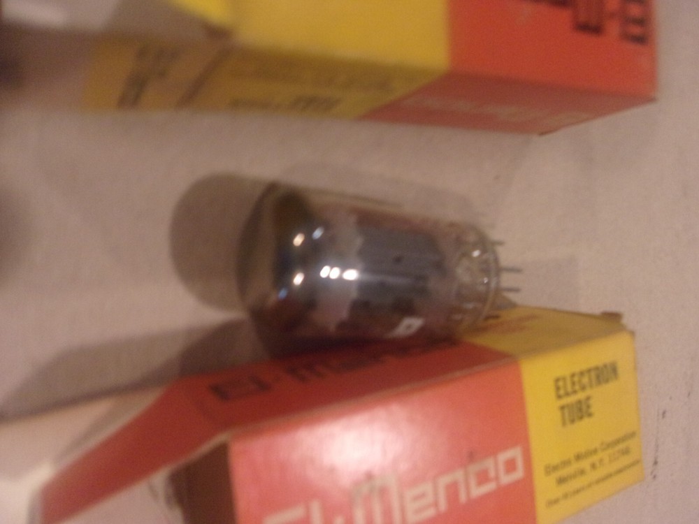OEM VINTAGE ELECTRONIC TUBE EL MENCO 6MJ8