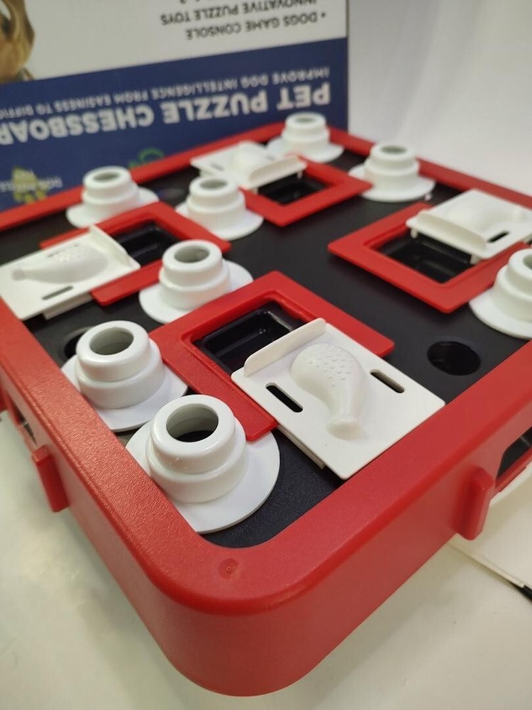 Pet Puzzle Chessboard Improve Dog Intelligence From Easy to Difficulty