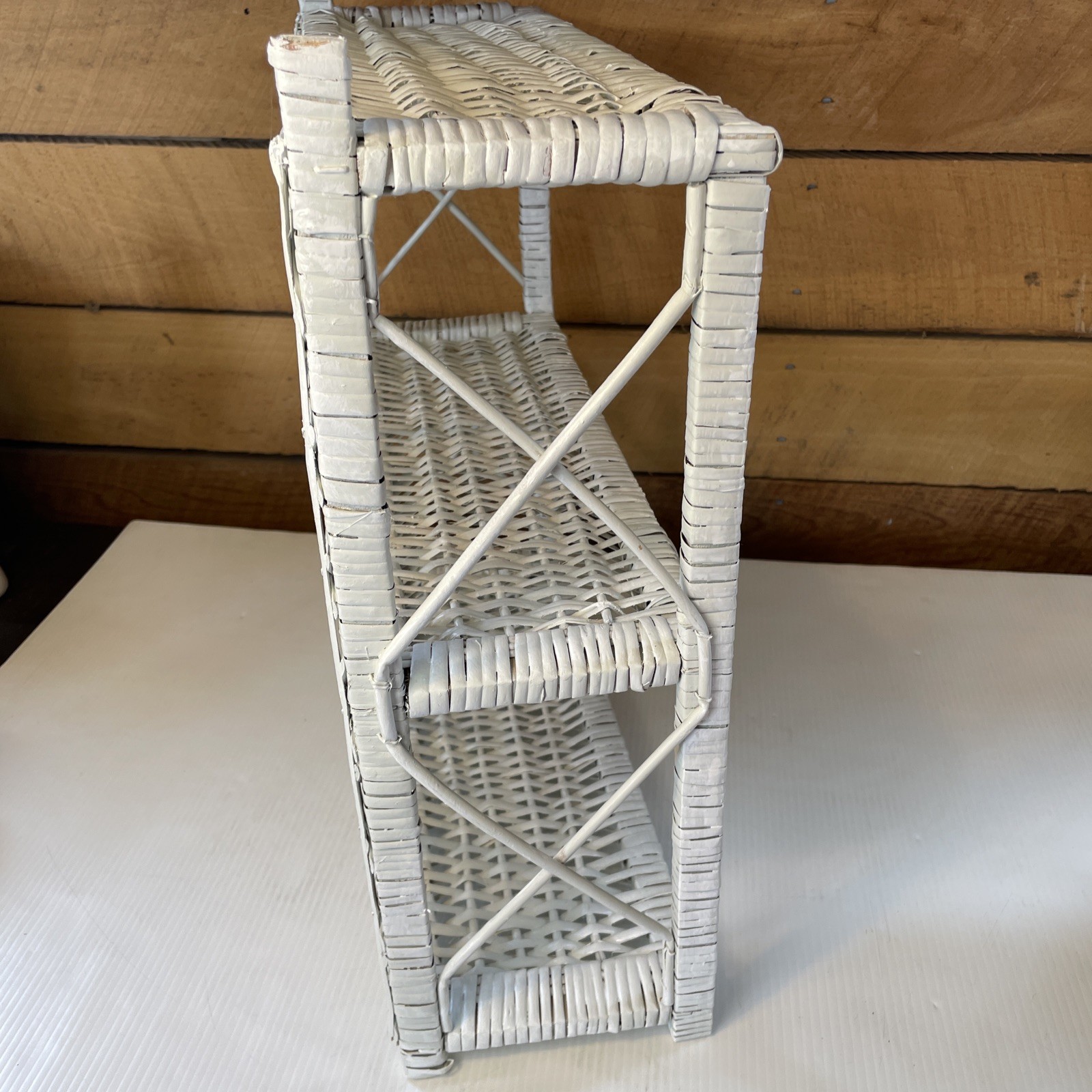 Vtg White Wicker Wall or Free Standing Shelf Boho, Shabby Chic, Cottage, Beach