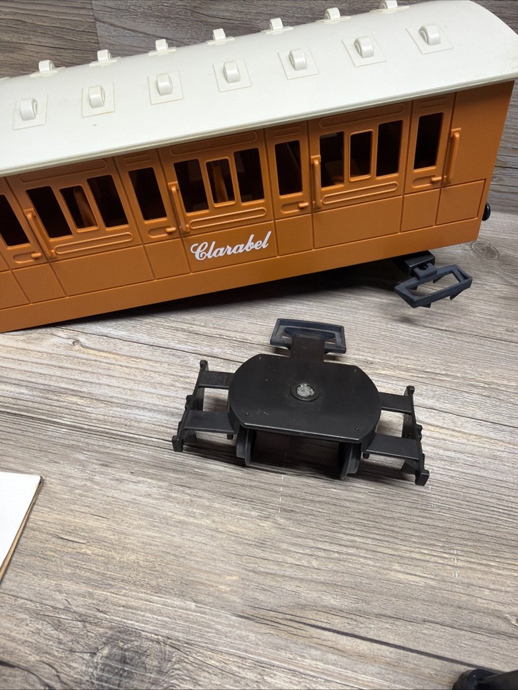 Lionel Thomas the Tank Engine custom Thomas with extra track PLEASE READ !!!!!