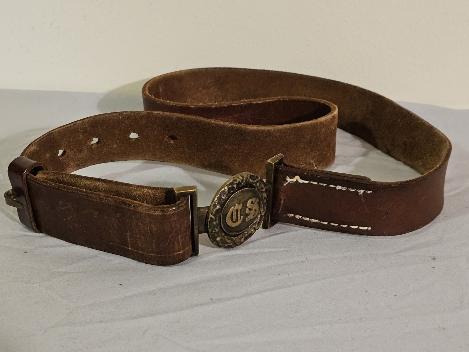 Civil War Replica Confederate 2 Piece Belt Buckle & Belt Brown Cursive CS Saber