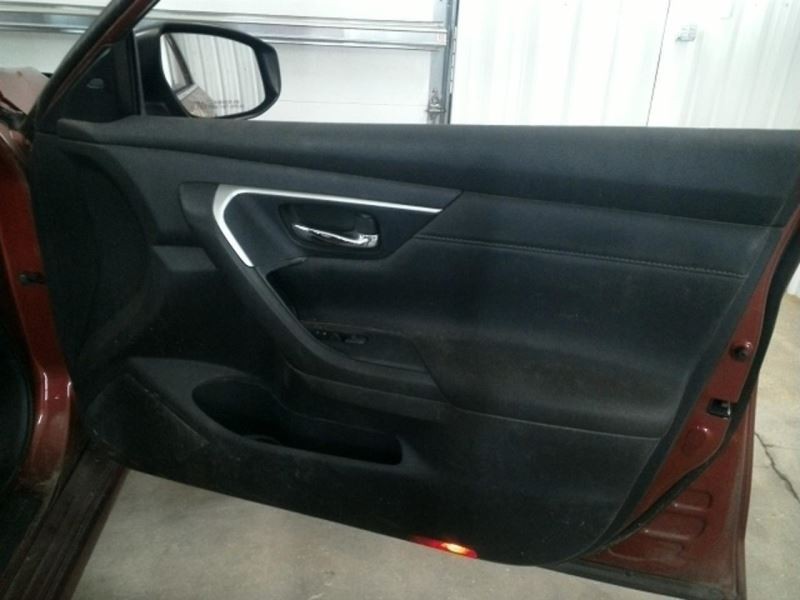 ALTIMA 2016 High Mounted Stop Light 104712411