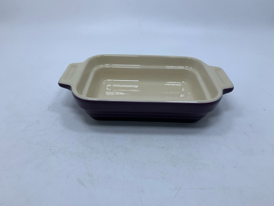 RECTANGLE SINGLE BAKER W/ HANDLES OLIVE & THYME.