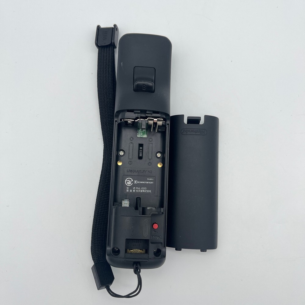 Nintendo Wii Remote Black RVL-003 Motion Plus Sensor Adapter Sleeve Bundle
