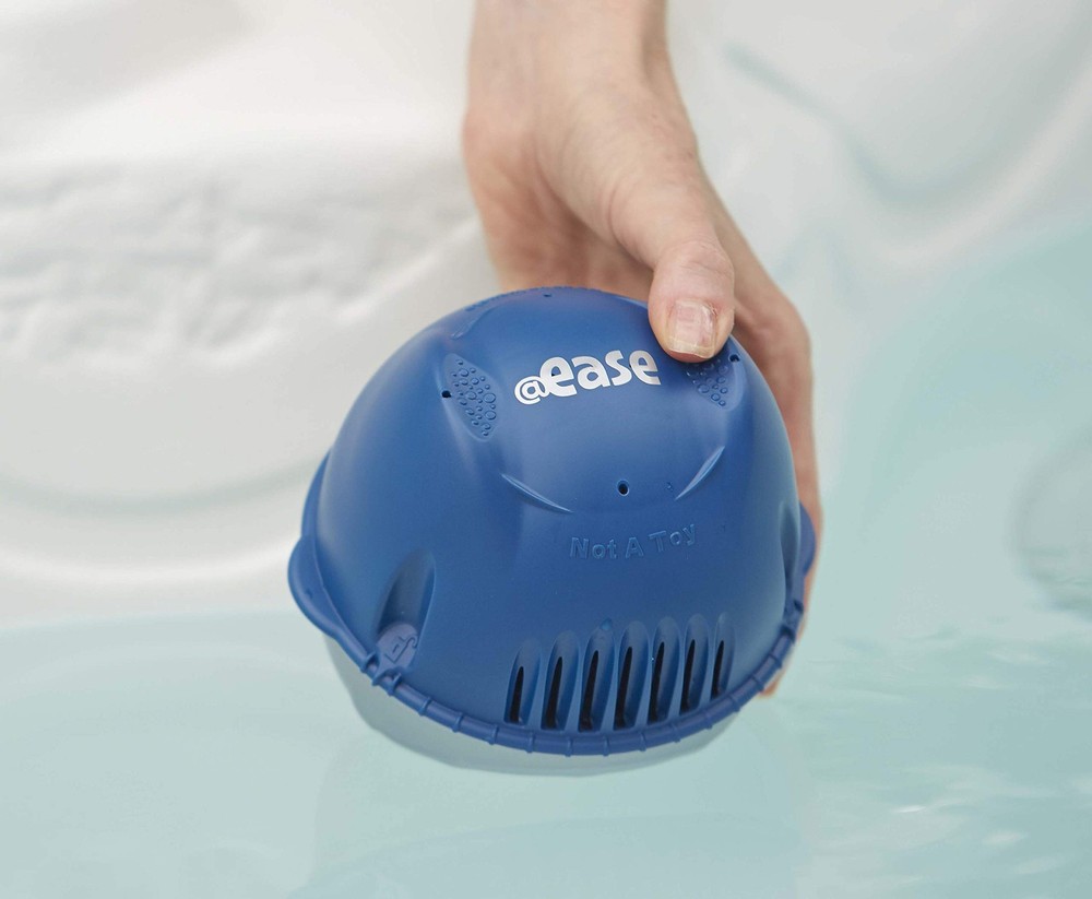FROG @ease Floating Sanitizing System for Hot Tubs + 1 pack FROG Maintain Shock