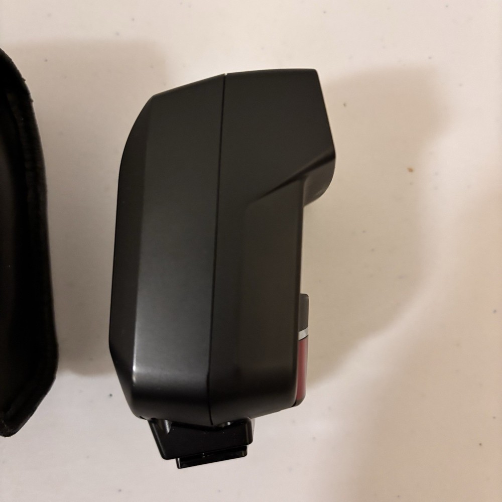 Canon Speedlite 220EX Shoe Eos Camera Mount Flash