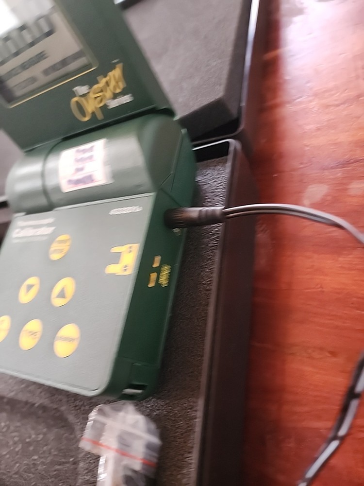 EXTECH Instruments The Oyster 433201A Microprocessor Thermocouple Calibrator