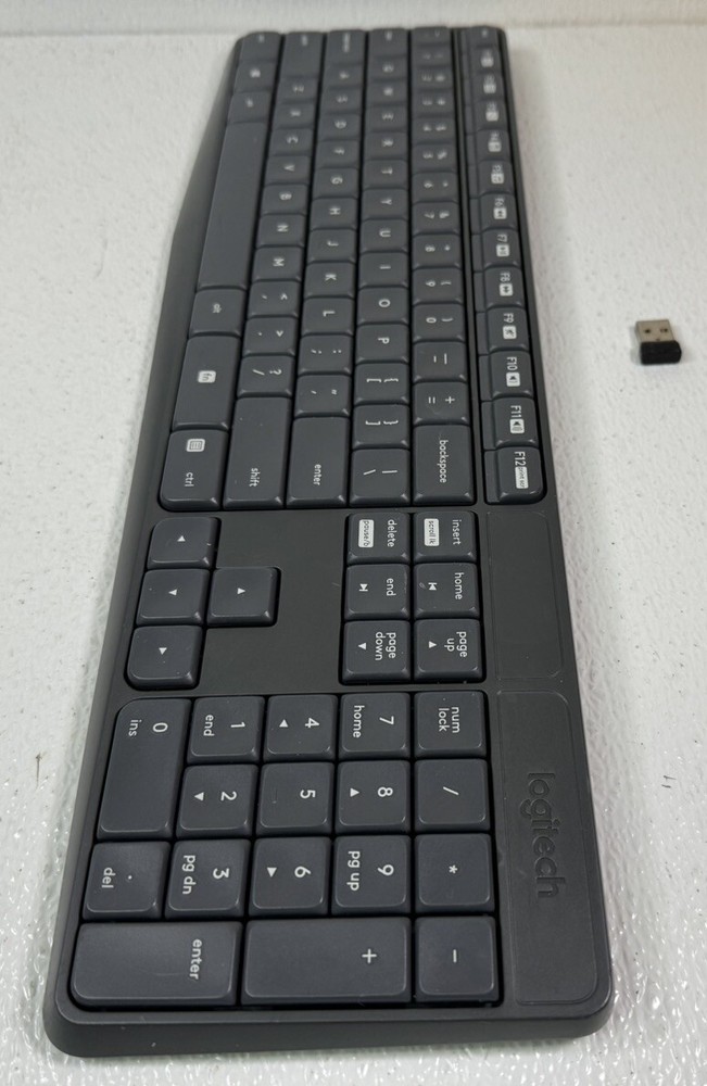 Logitech MK235 Wireless Keyboard & Dongle for PC/MAC 920-007897