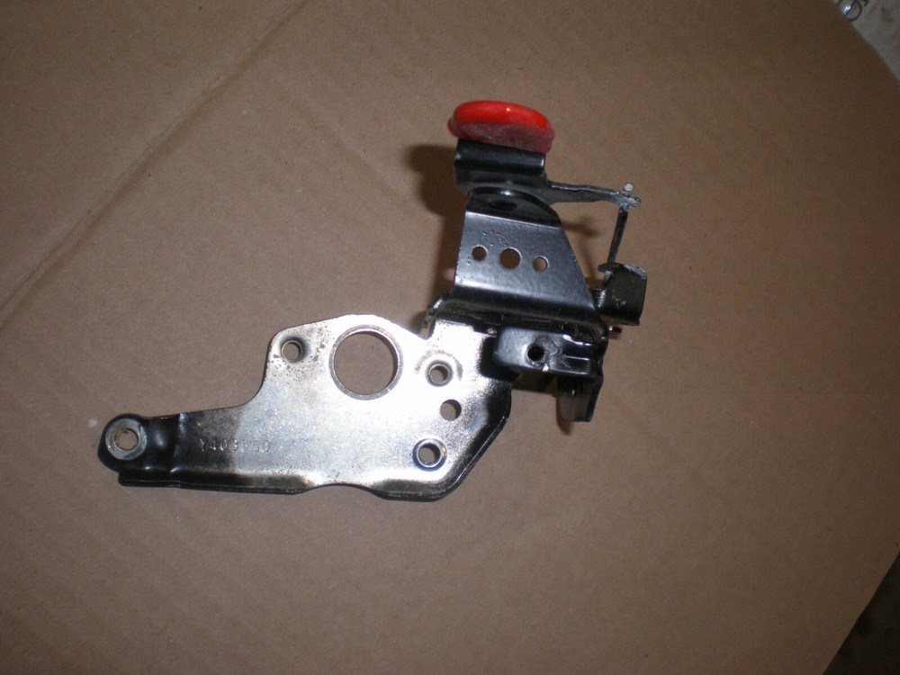 OEM BRIGGS & STRATTON QUANTUM CONTROL BRACKET 690839 power washers, chippers