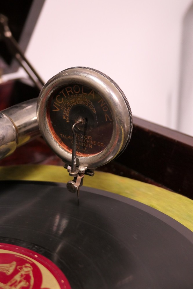Victrola Victor Talking Machine VV-IX. Working.