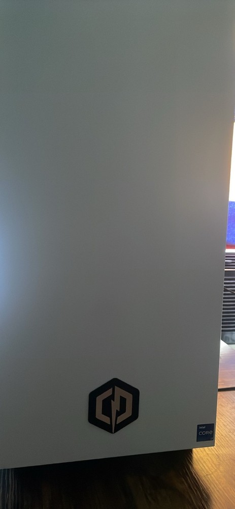 Cyber power white gaming pc