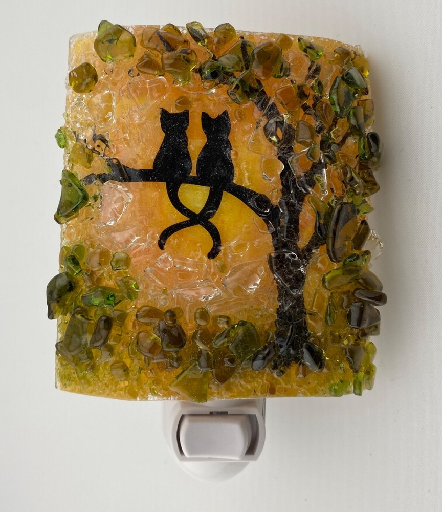 Cats In Tree Nightlight - Uno Alla Volta